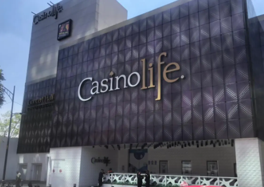 Disfruta de las mejores instalaciones casino life